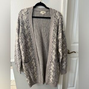 ADORA Snake Print Cardigan in Gray